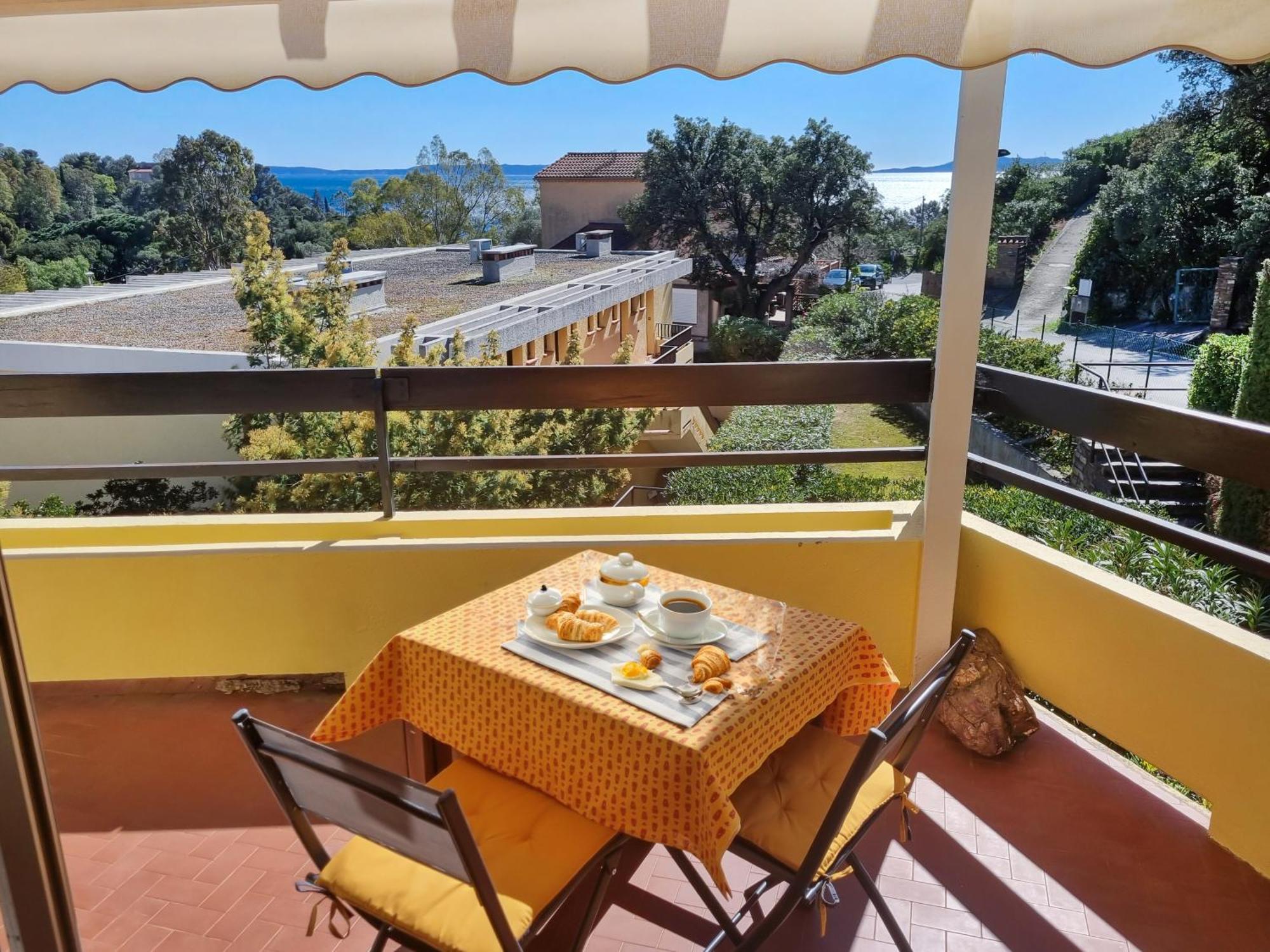 Les Marguerites - T2 Avec Clim Et Parking A La Fossette Apartamento Le Lavandou