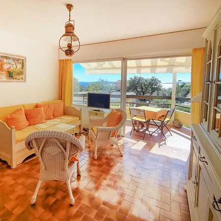 Appartement Les Marguerites - T2 Avec Clim Et Parking A La Fossette à Le Lavandou Extérieur photo